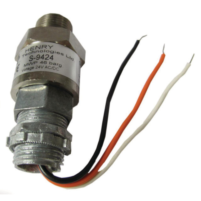3961440 Niveauschakelaar S-9424 1/2" NPT 24V